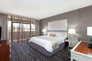 Hotel Sonesta Atlanta Northwest Marietta - The Battery Waterford